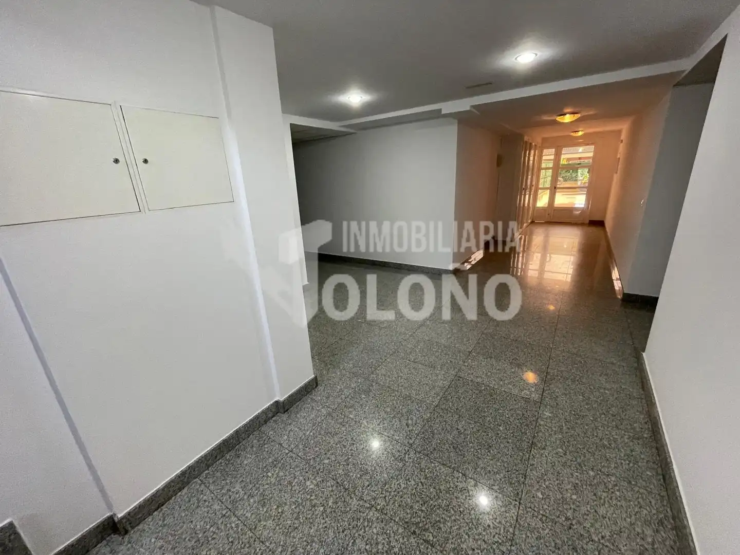 Dúplex en venta en Castañares de Rioja con Calefacción, Parquet y Terraza