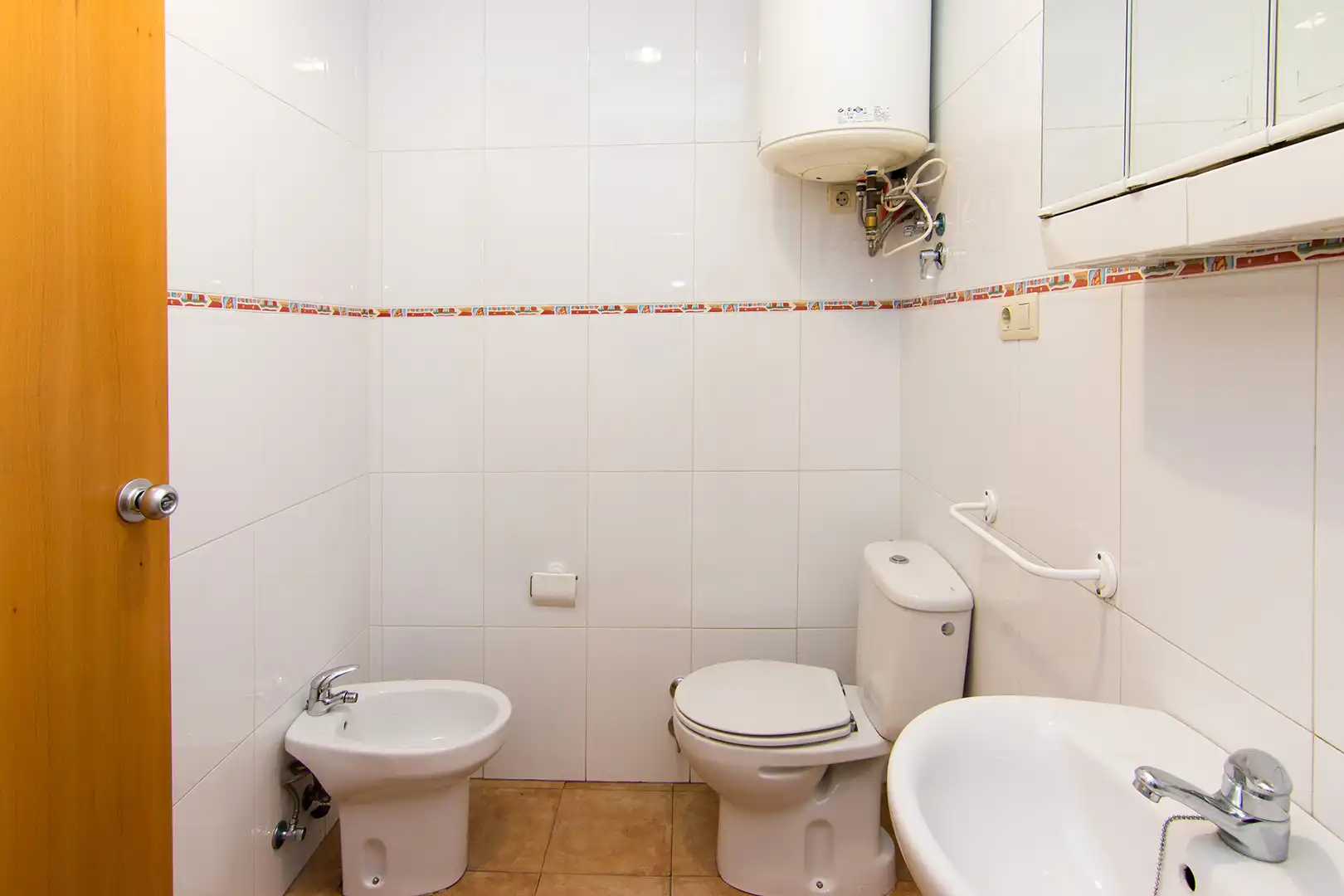 Bathroom of Buildings for sale in Granada