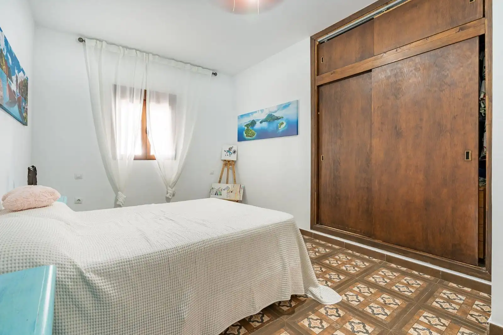 Dormitori de Casa o xalet en venda en Tarifa amb Calefacció, Jardí privat i Terrassa