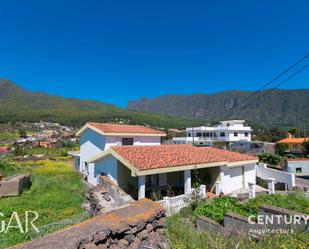 Vista exterior de Casa o xalet en venda en El Paso amb Terrassa