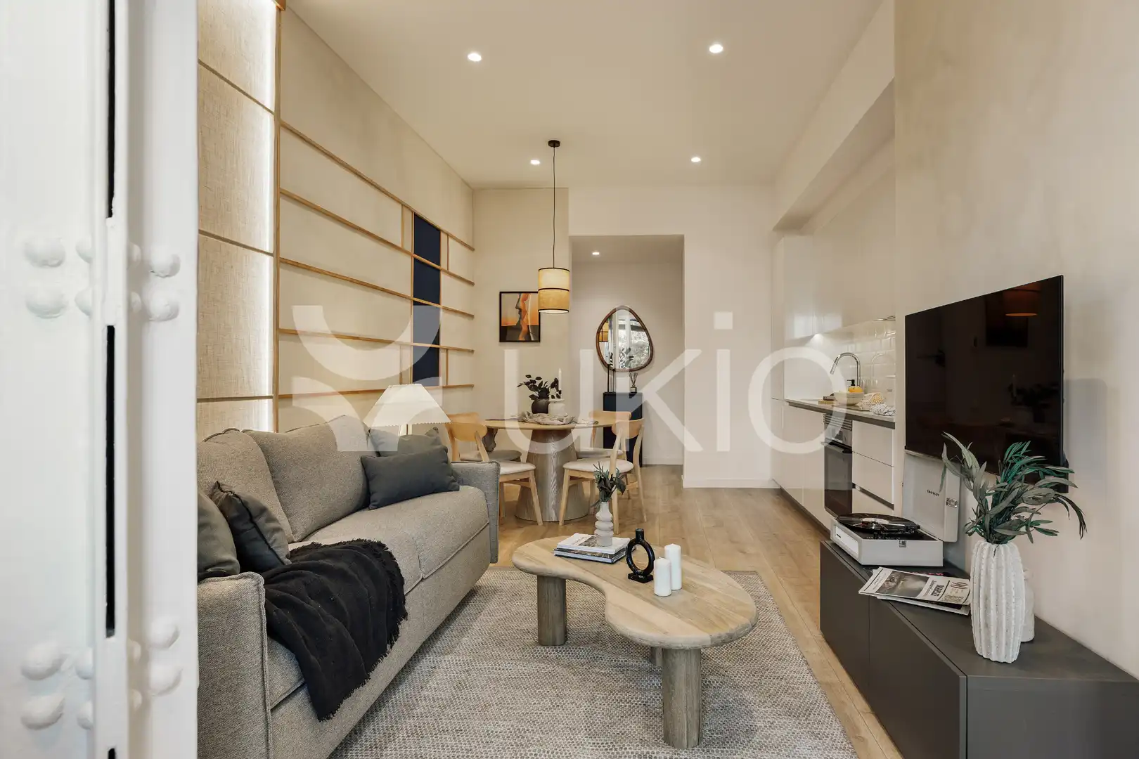 Apartamento con ascensor en alquiler en Gran Via de les Corts Catalanes, imagen 2