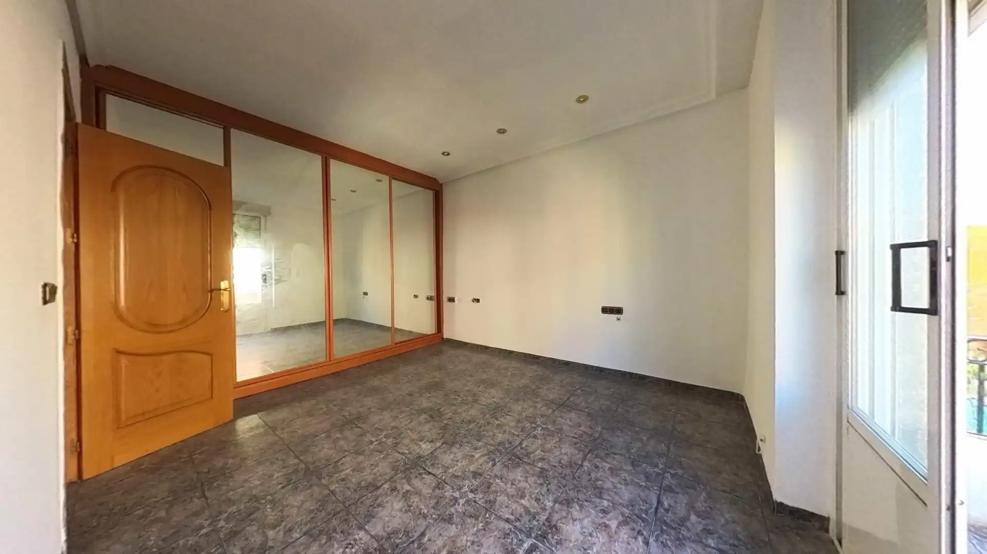 Piso en venta en Orihuela con Terraza