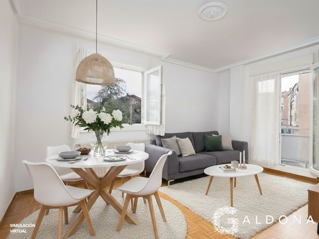 Living room of Flat for sale in Donostia - San Sebastián   with Heating and Storage room