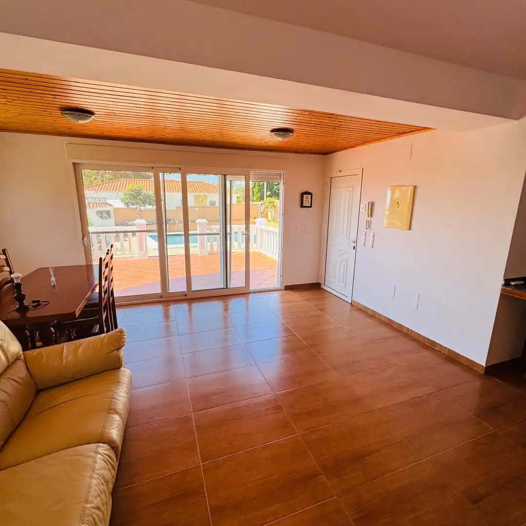 Sala d'estar de Casa o xalet en venda en Vinaròs amb Aire condicionat, Calefacció i Jardí privat