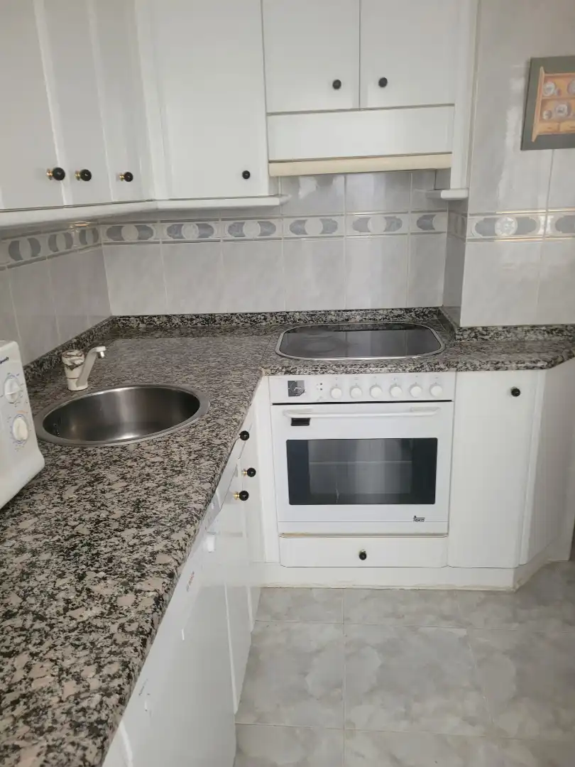 Cuina de Pis en venda en Soria Capital  amb Calefacció, Parquet i Moblat