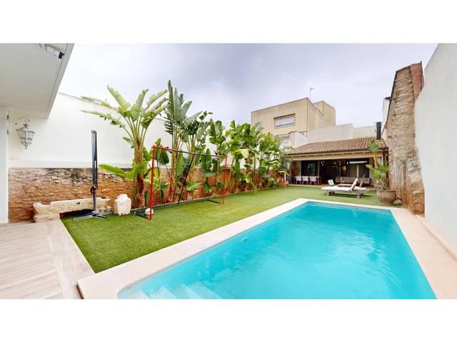 Casa-chalet en Venta en Benifaió