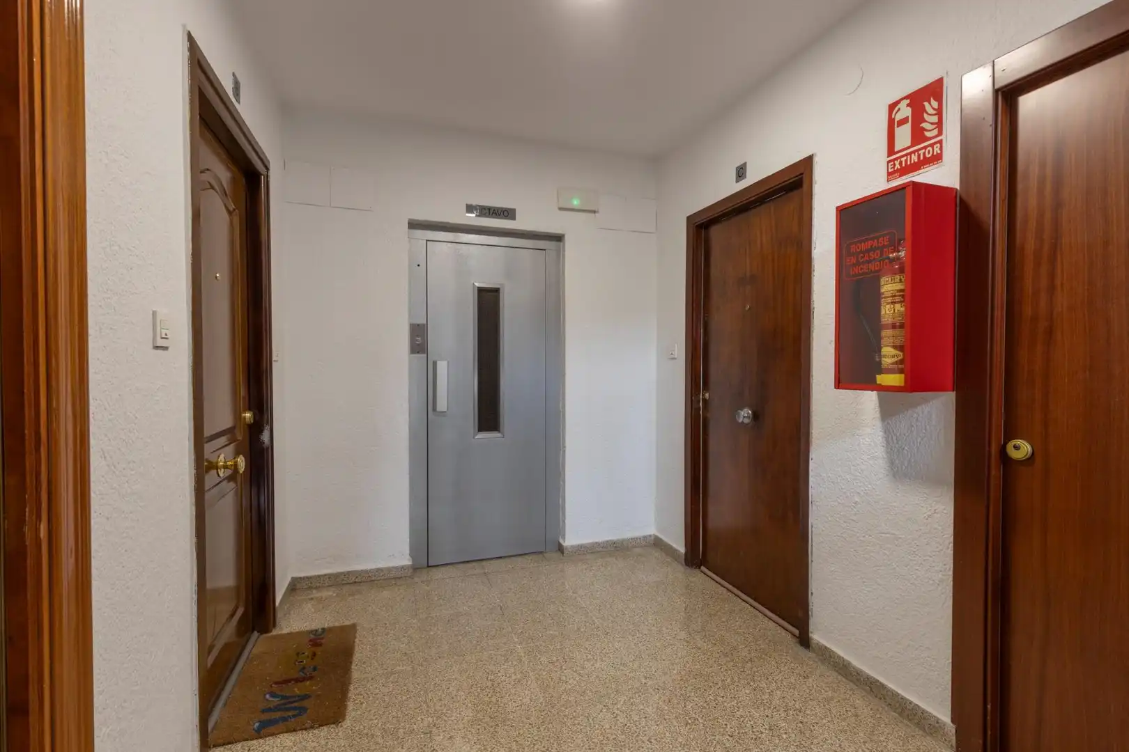 Piso en venta en Granada con Terraza y Balcón