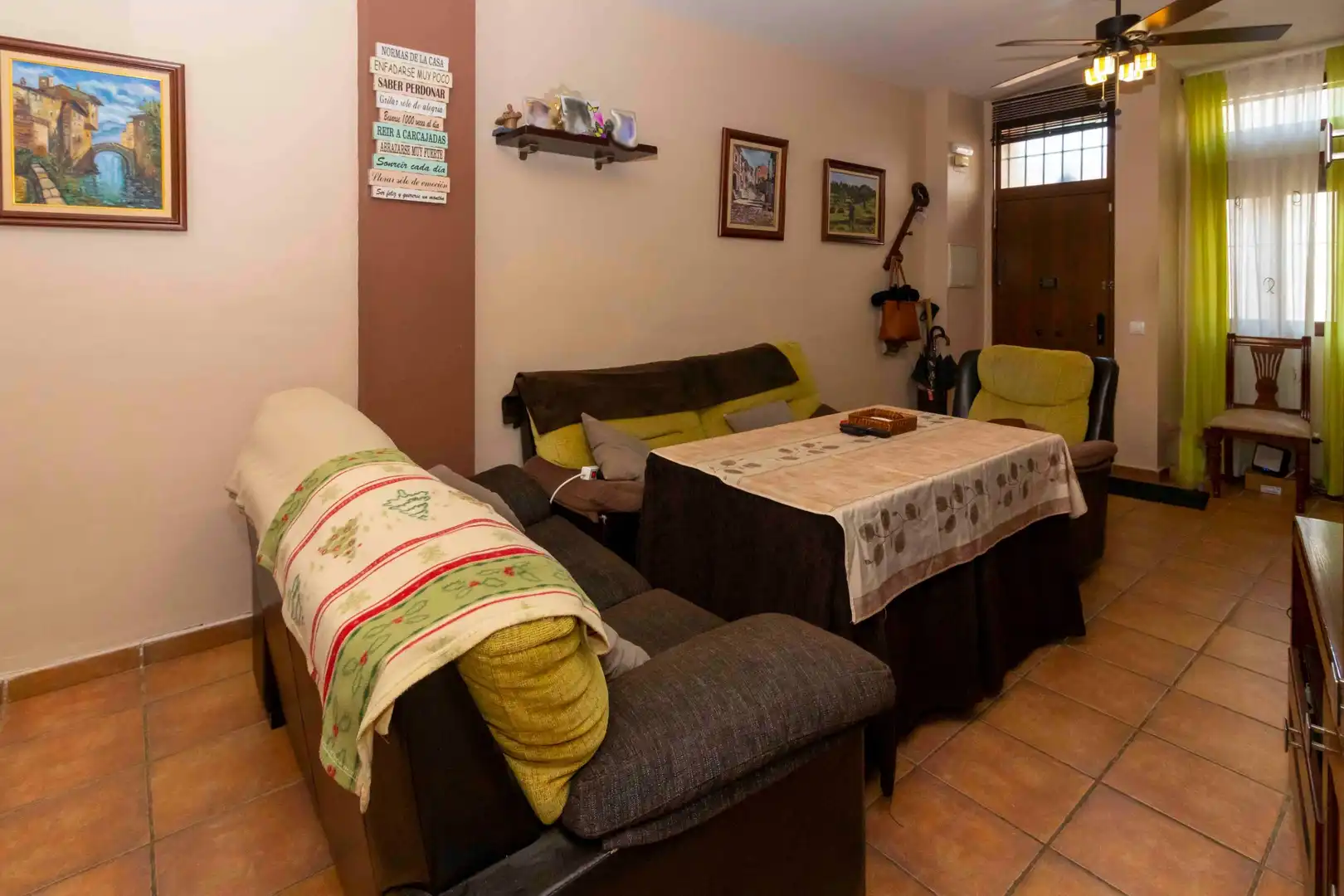 Sala de estar de Casa o chalet en venta en Badajoz con Aire acondicionado y Terraza