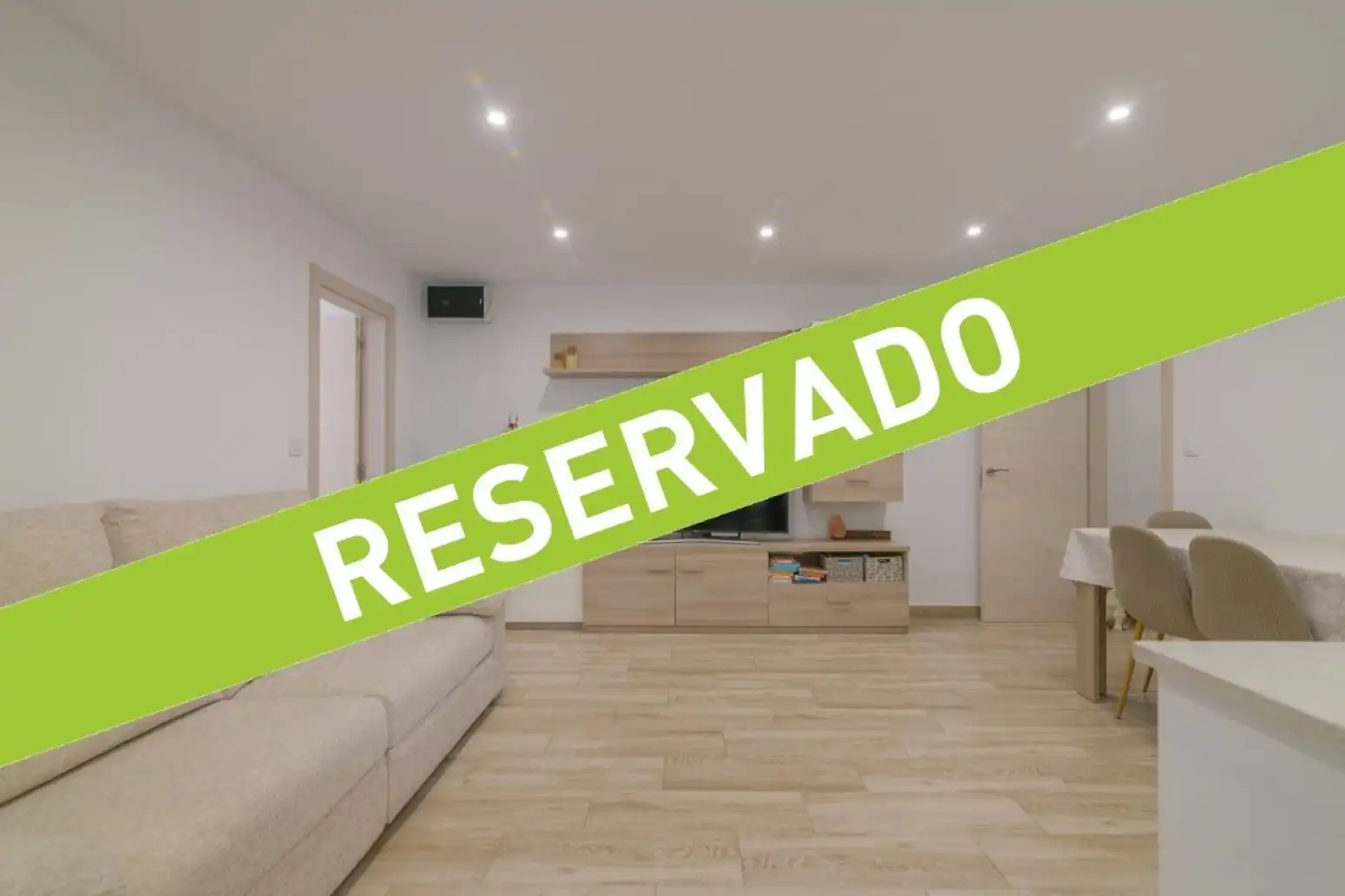 Piso con terraza en venta en Viladecans - CL DOS DE MAIG