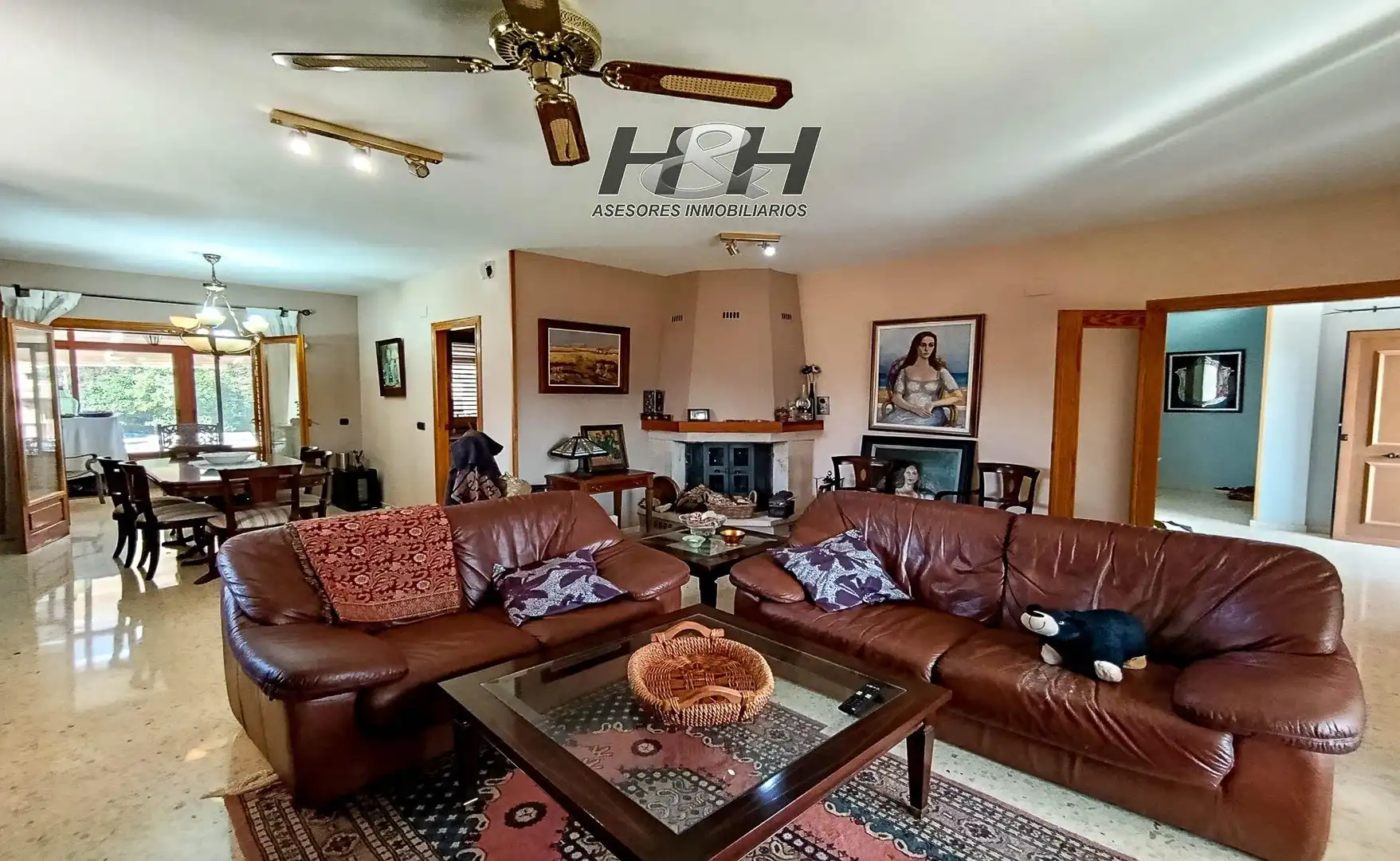 Sala d'estar de Casa o xalet en venda en Riba-roja de Túria amb Aire condicionat, Calefacció i Jardí privat