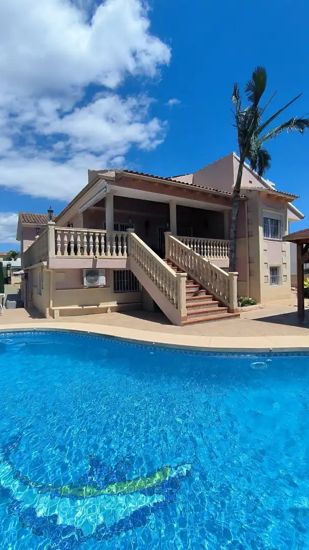 Houses for sale in Pueblo - Urbanizaciones