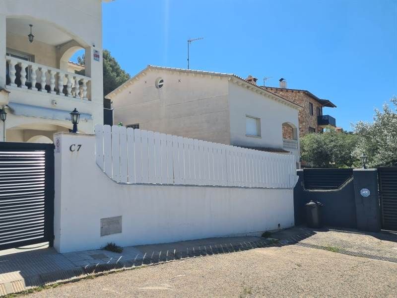 Exterior view of Apartments for sale in Roda de Berà