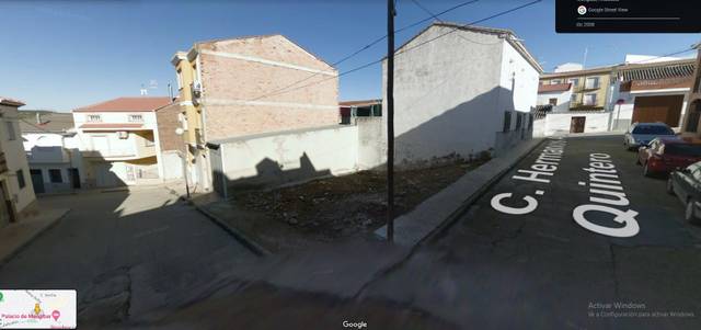 Terreno residencial en Venta en Calle Hermanos Álvarez Quintero en Mengíbar