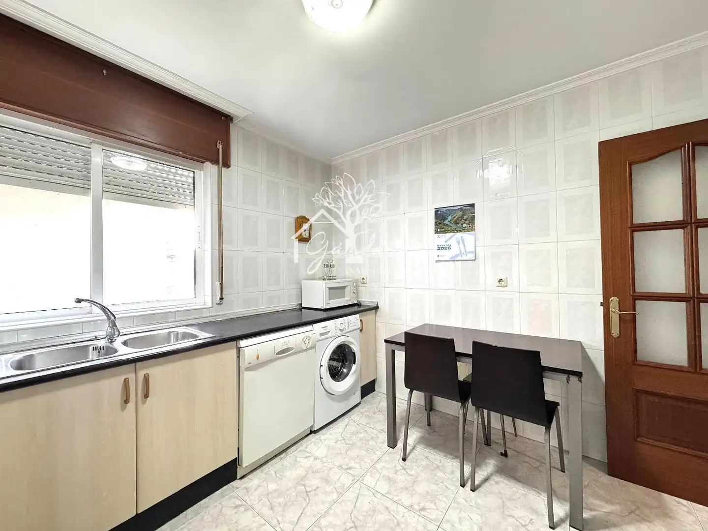 Cocina de Piso en venta en Ares con Amueblado, Horno y Lavadora