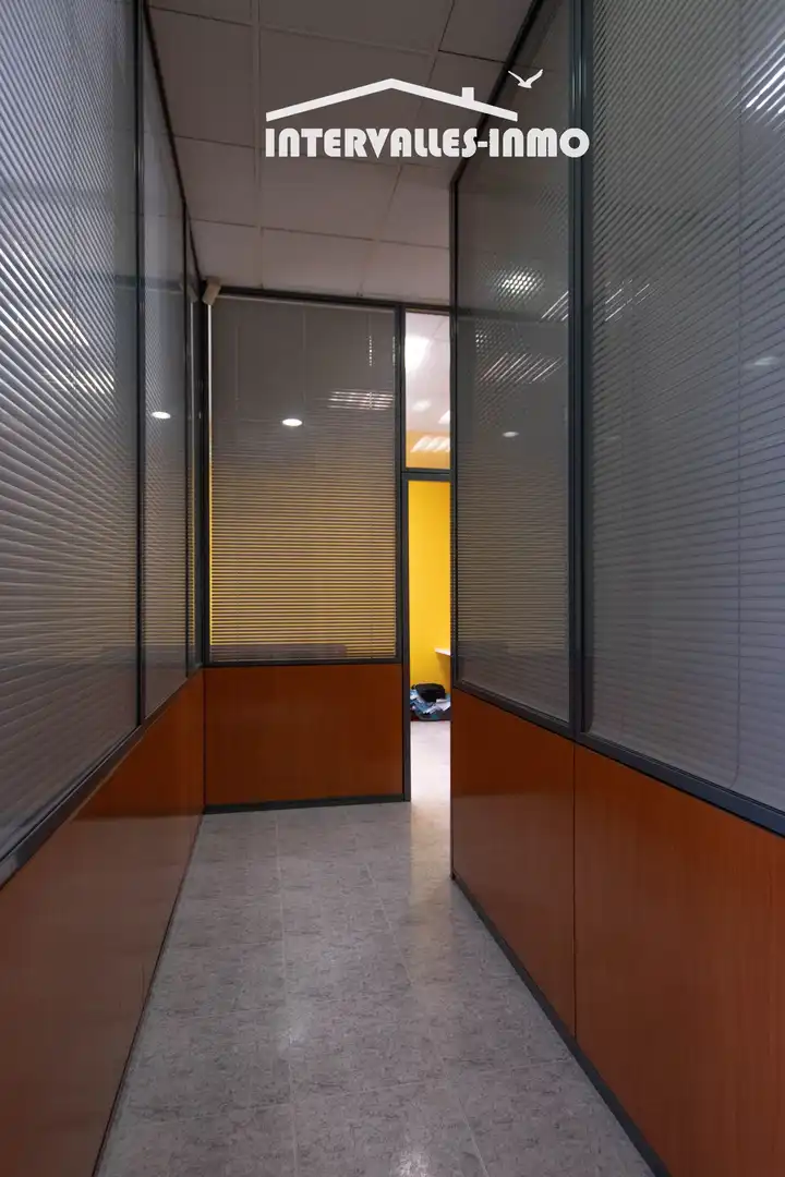 Oficina en venda a Caldes de Montbui