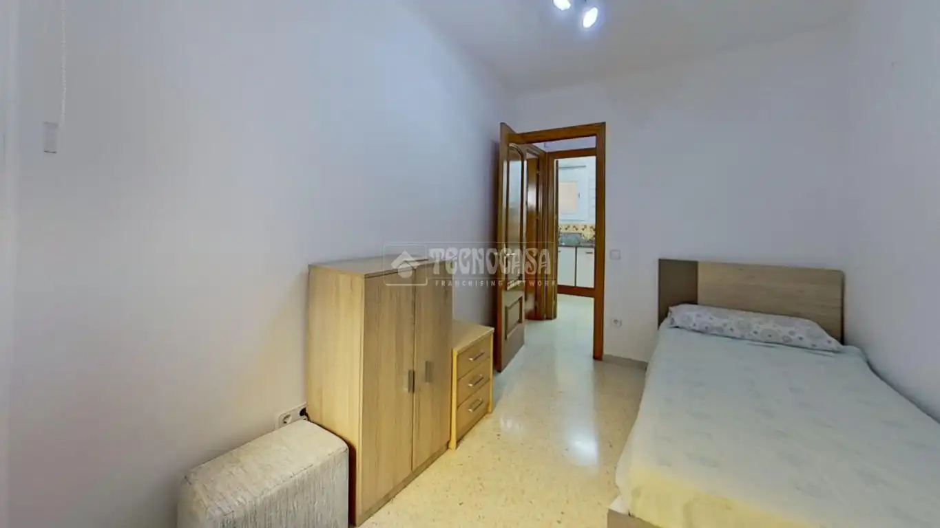 Bedroom of Flat for sale in Manresa  with Air Conditioner, Heating and Balcony