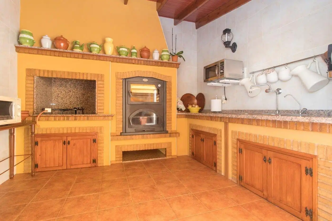 Cuina de Casa o xalet en venda en Orihuela amb Calefacció, Jardí privat i Terrassa