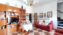 Living room of Single-family semi-detached for sale in Vélez-Málaga  with Air Conditioner, Terrace and Furnished