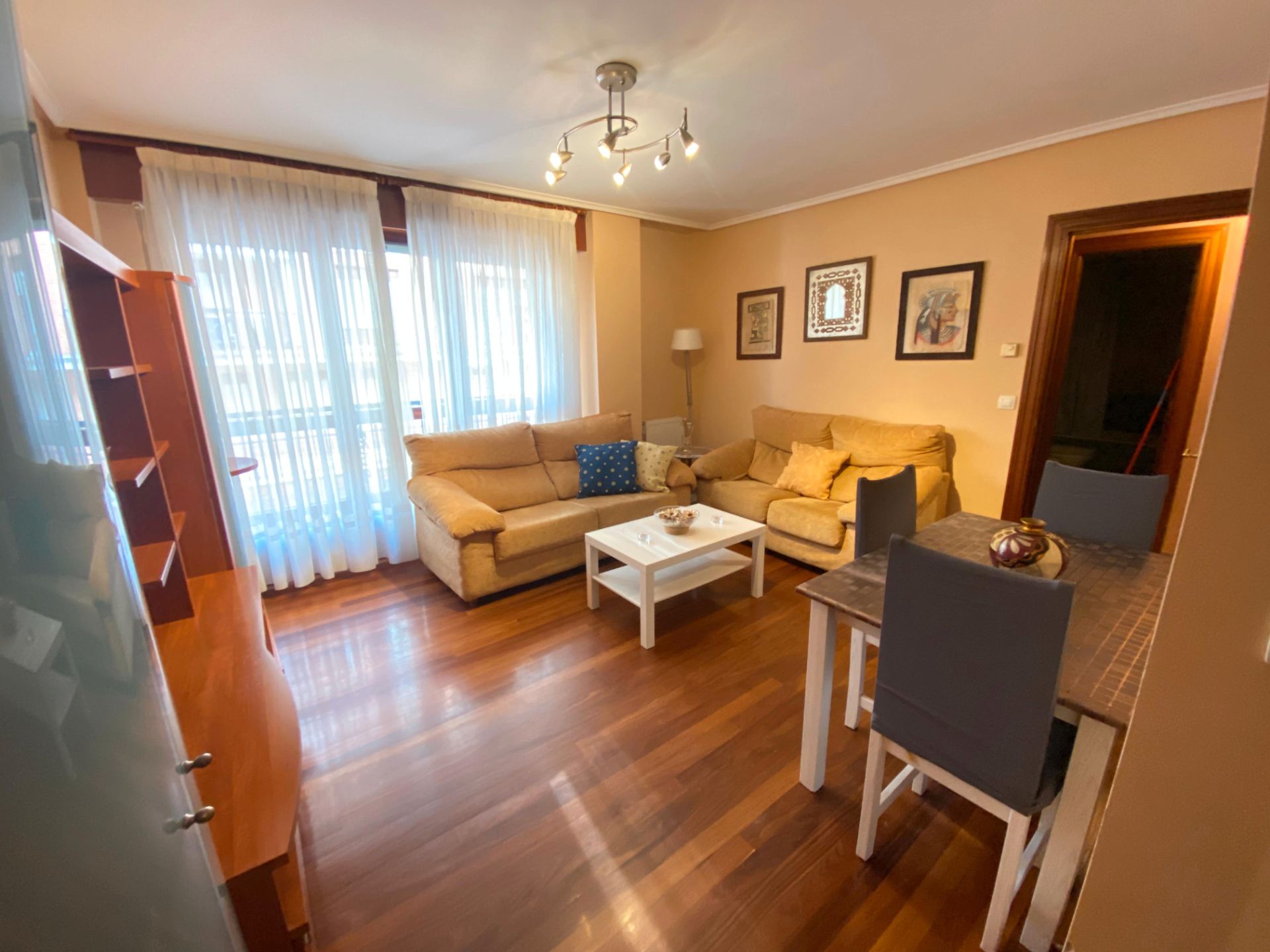 Living room of Flat for sale in Castro-Urdiales
