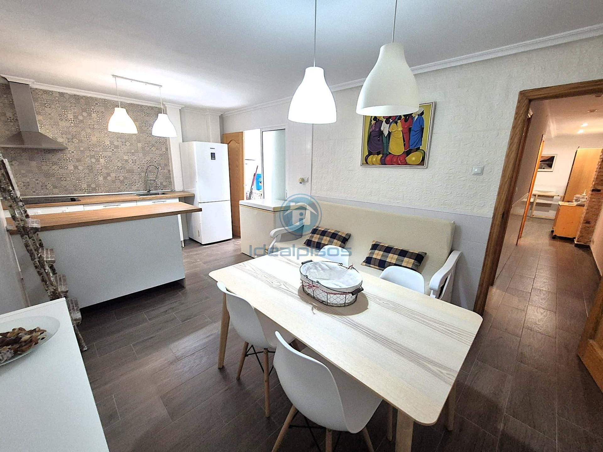 Kitchen of Flat to rent in Alicante / Alacant  with Balcony
