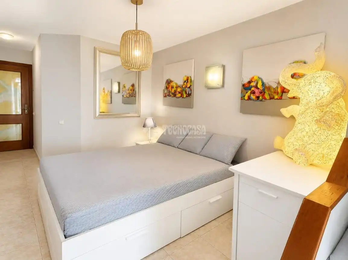 Bedroom of Study for sale in Adeje  with Balcony