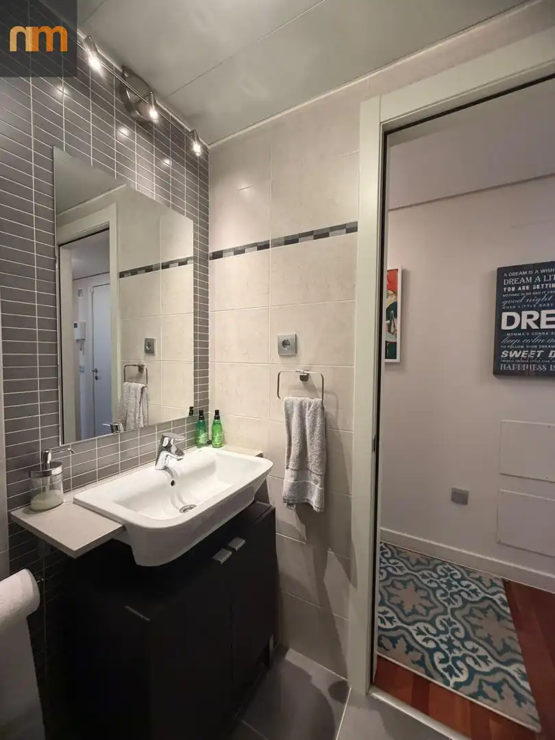 Bathroom of Flat for sale in Madrid  with Air Conditioner, Heating and Private garden