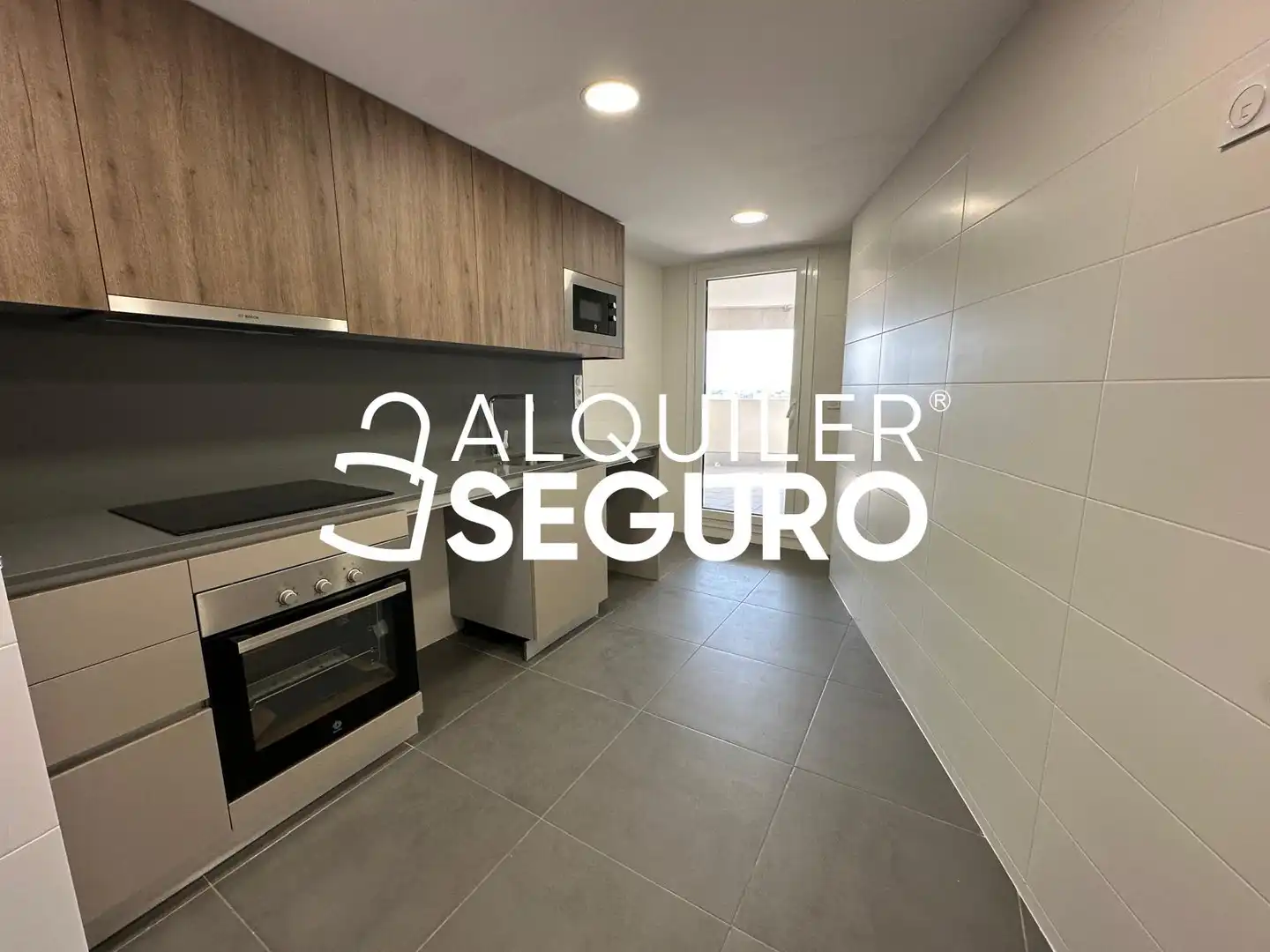 Cocina de Piso de alquiler en Valencia con Aire acondicionado, Terraza y Trastero
