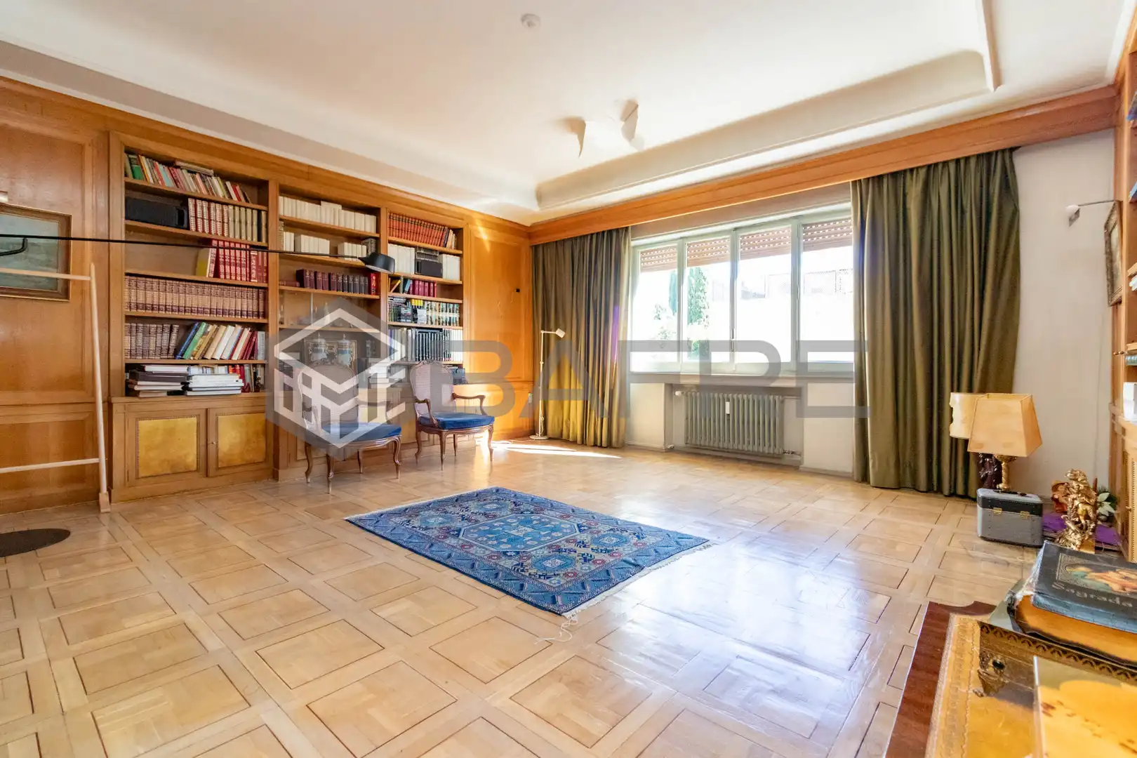Sala d'estar de Pis en venda en Madrid amb Calefacció, Parquet i Traster