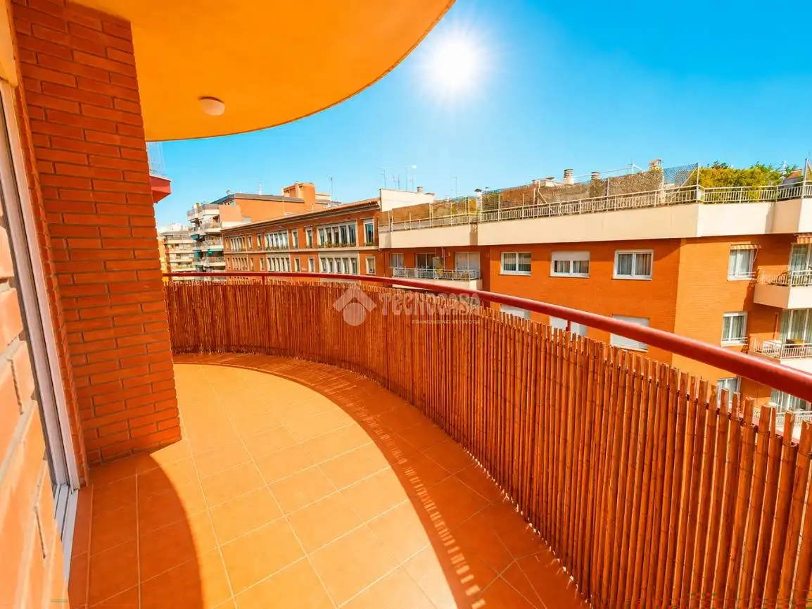 Appartamento con terrazza in vendita a Eixample, imagen 5