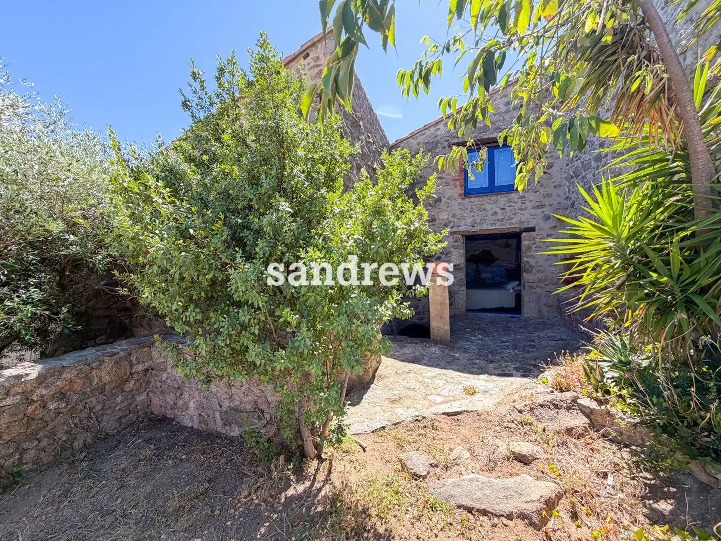 Vista exterior de Finca rústica en venda en Cantallops amb Calefacció i Jardí privat