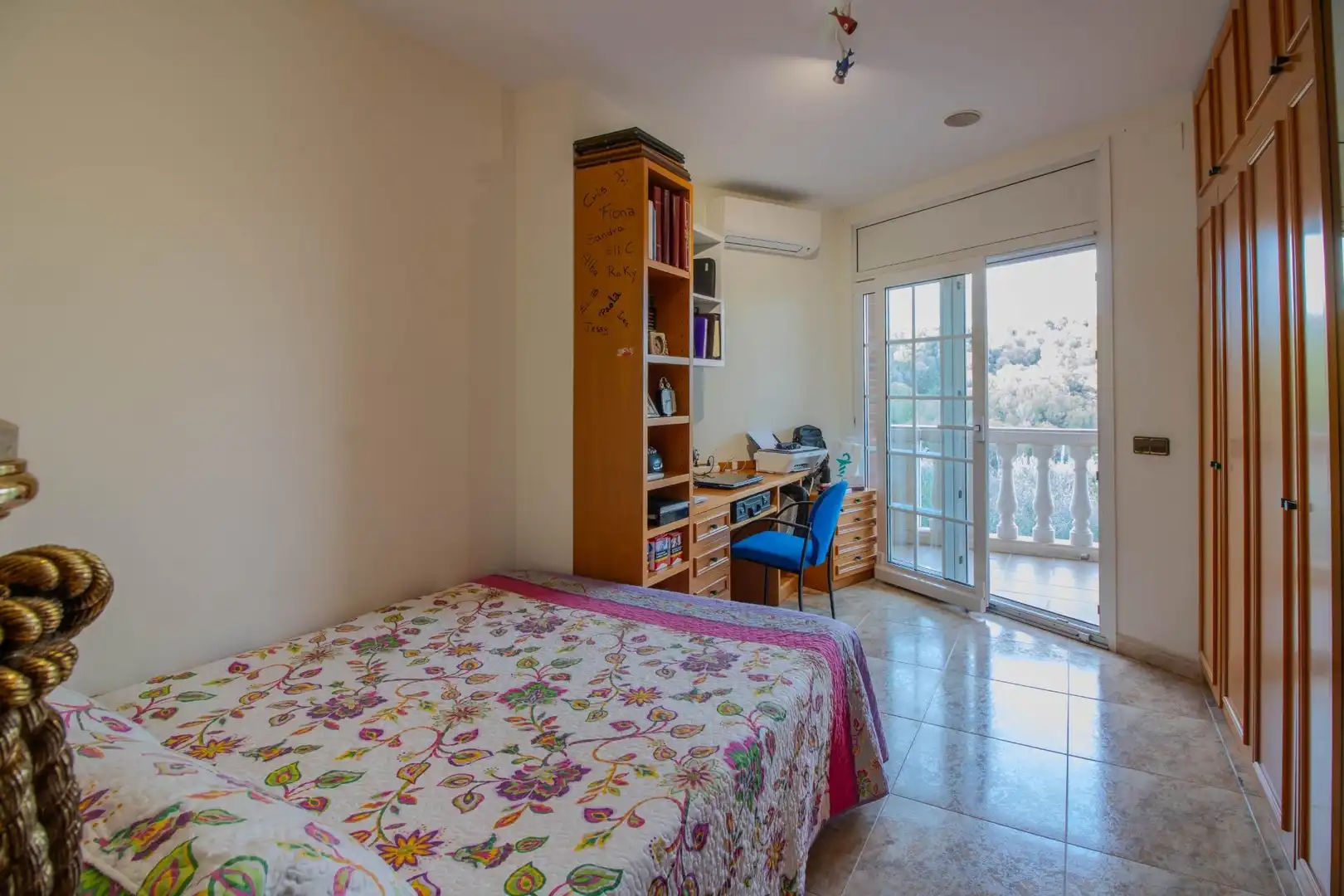 Habitación de Casa o chalet en venta en Esparreguera con Aire acondicionado, Calefacción y Jardín privado