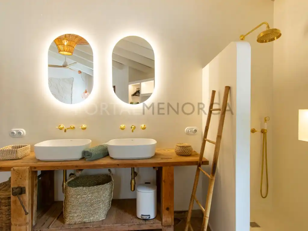 Baño de Finca rústica en venta en Ferreries con Piscina