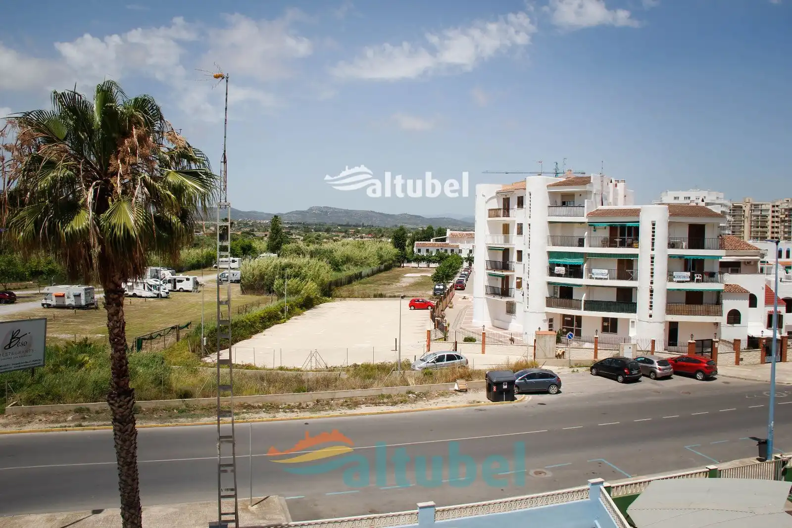 Vista exterior de Ático en venta en Peñíscola / Peníscola con Aire acondicionado, Terraza y Piscina
