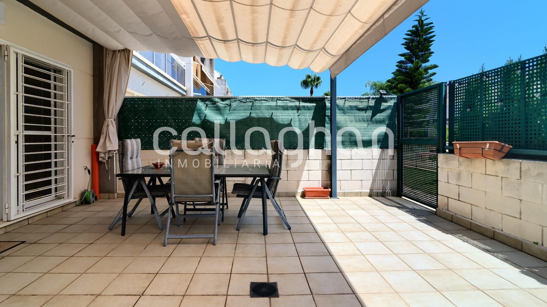 Terraza de Casa adosada en venta en Gandia con Aire acondicionado, Calefacción y Jardín privado
