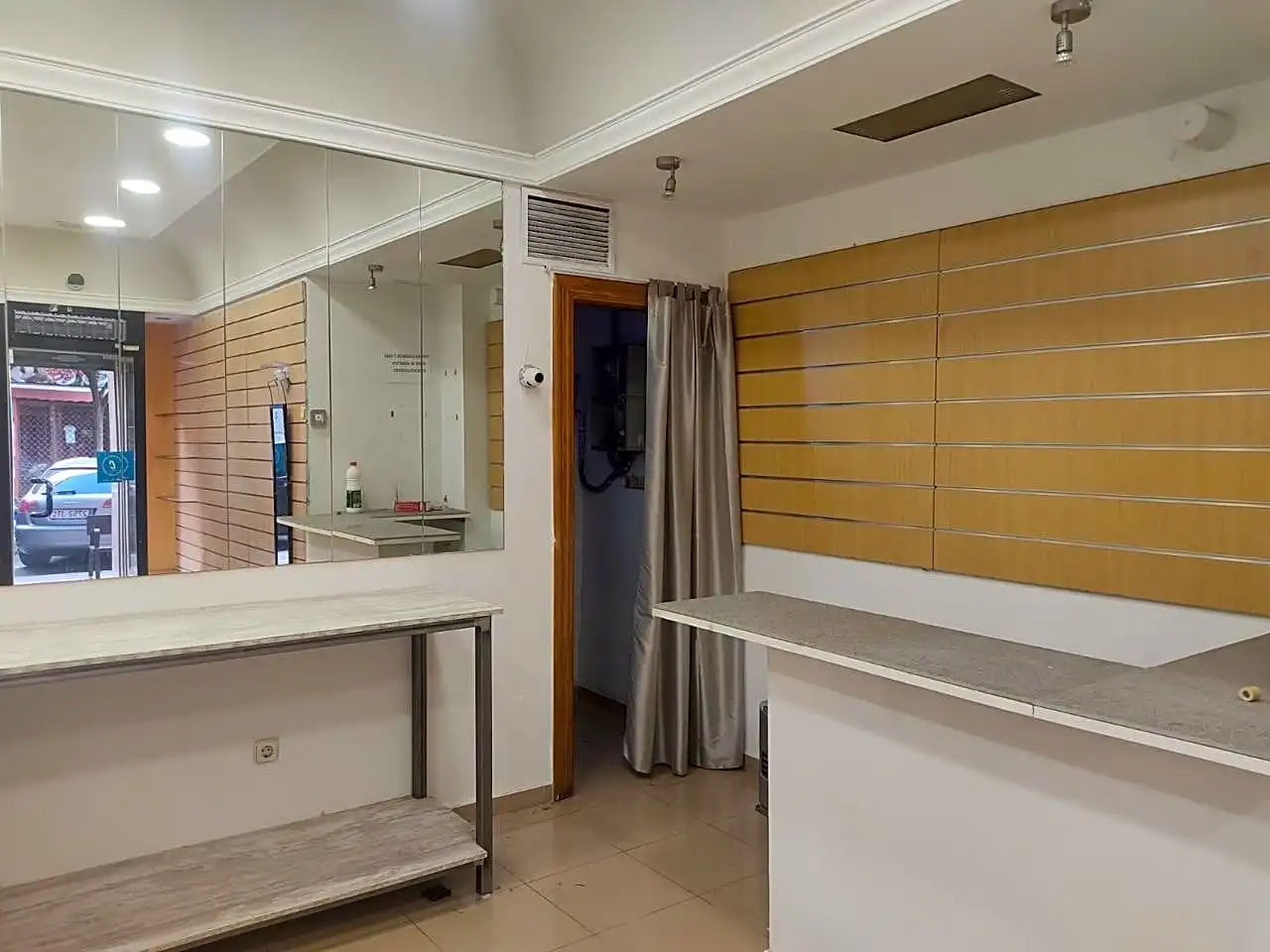 Business premises for sale in Calle Padre Claret, imagen 4