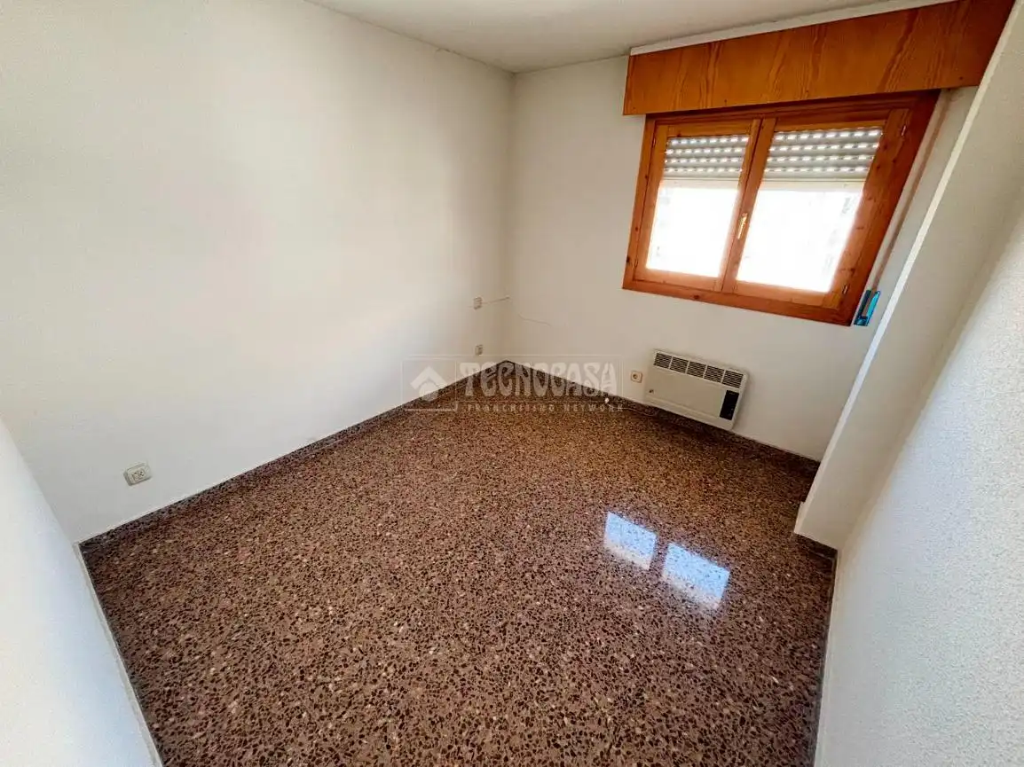 Schlafzimmer von Wohnung zum Verkauf in Utebo mit Abstellraum, Balkon und Gemeinschaftspool