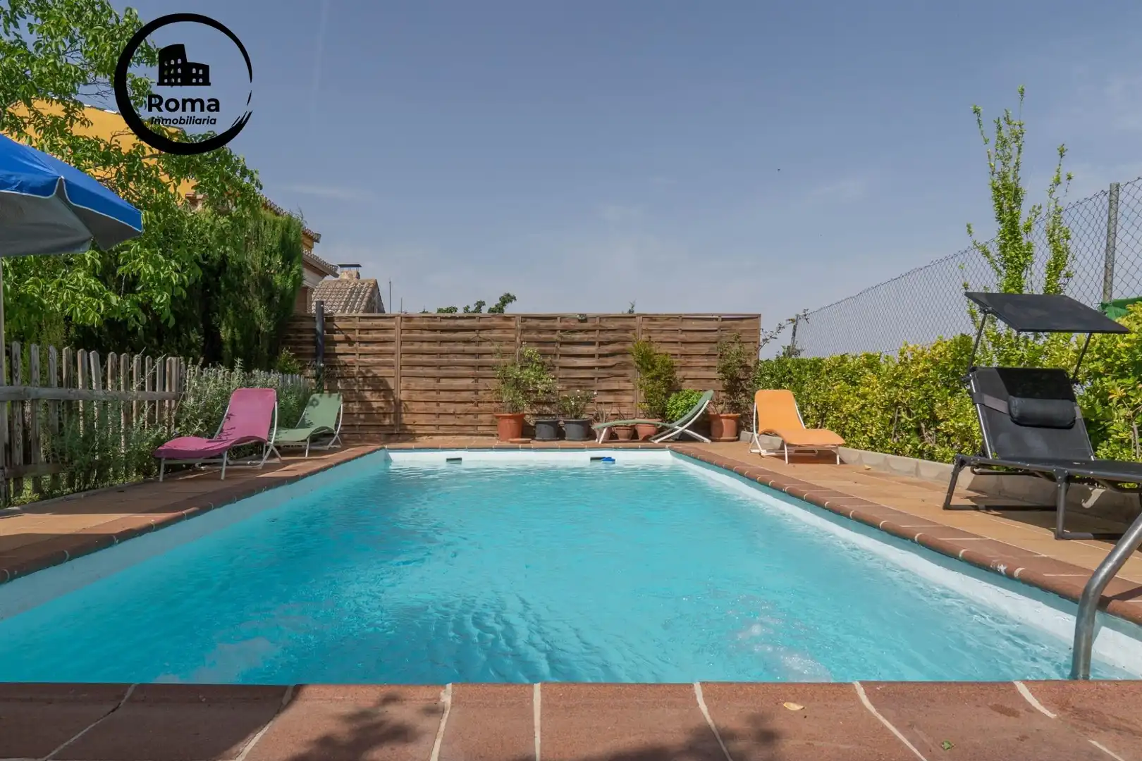 Piscina de Casa o xalet en venda en La Zubia amb Aire condicionat, Calefacció i Jardí privat