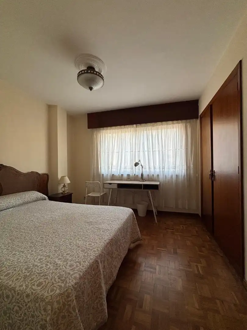 Habitación de Piso en venta en Ferrol con Amueblado, Horno y Lavadora
