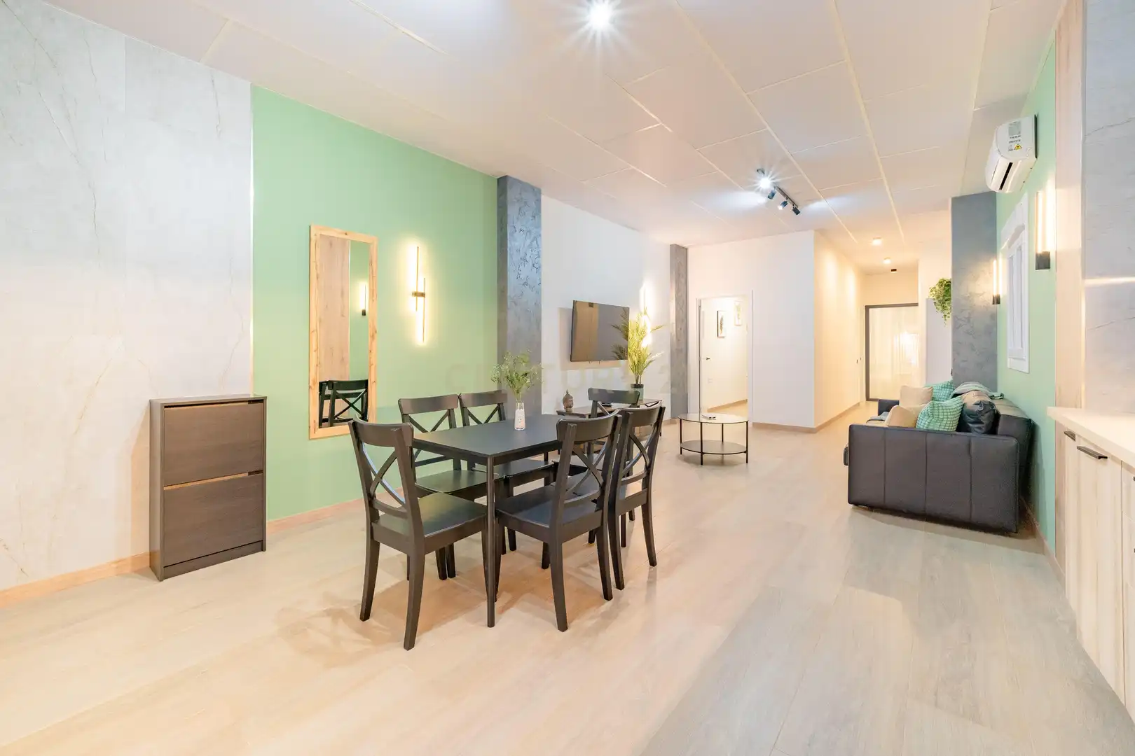 Apartments for sale in Valencia  with Air Conditioner, Oven and Washing machine