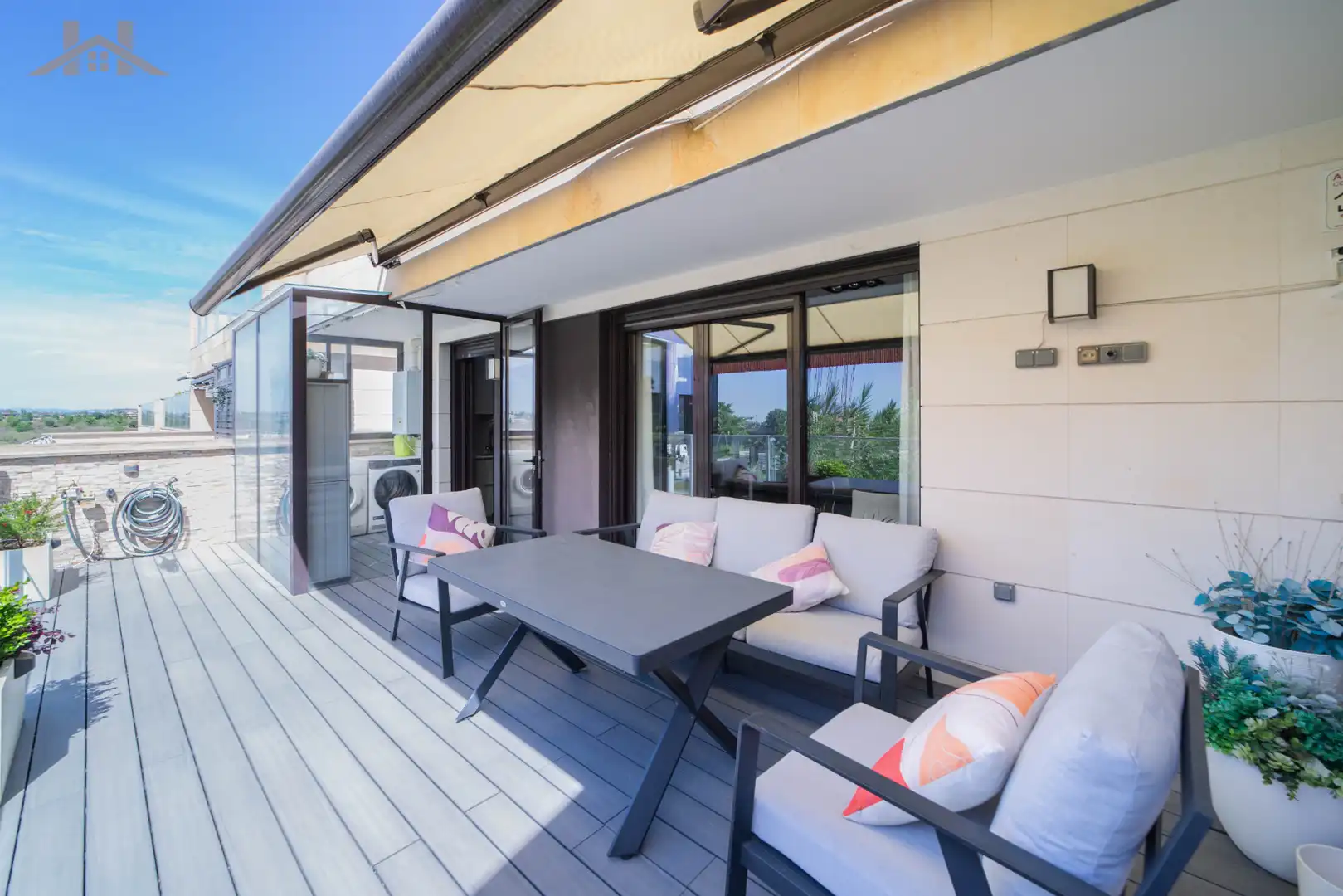 Terrasse von Wohnung zum Verkauf in Boadilla del Monte mit Klimaanlage, Heizung und Terrasse