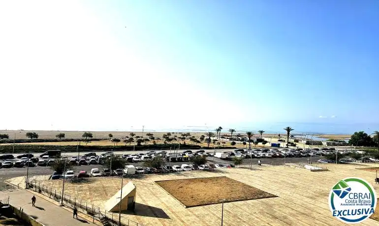 Apartment with lift for sale in Muga - Gran Reserva - Badia