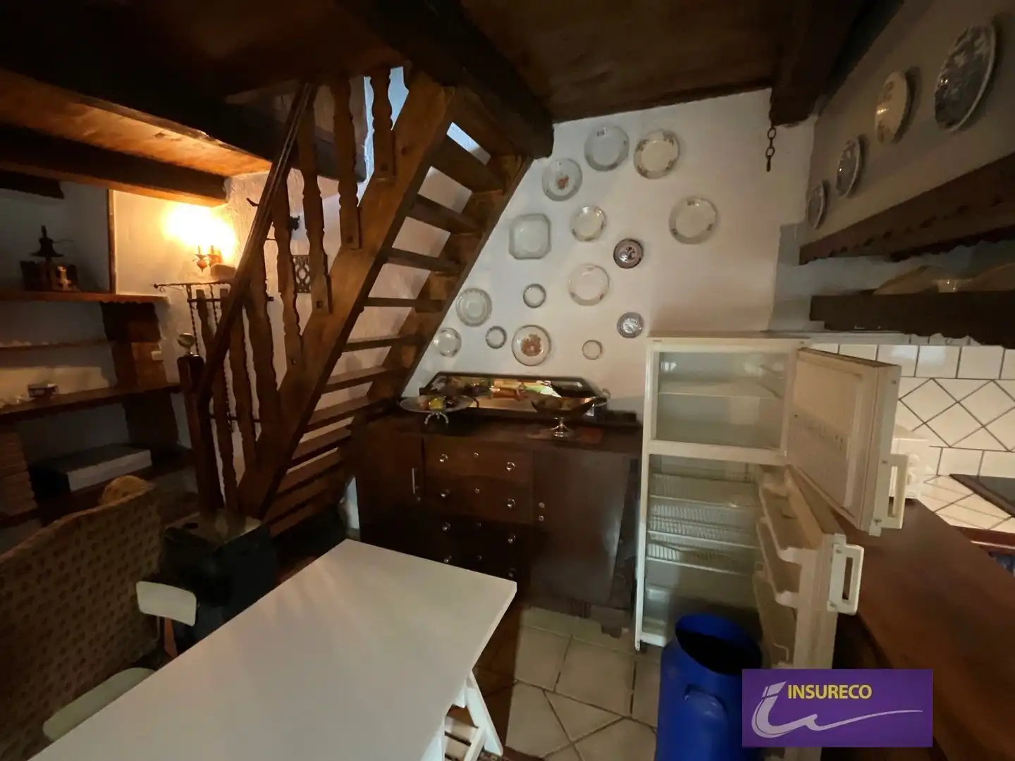 Cuina de Casa o xalet en venda en Bustillo del Páramo amb Calefacció i Moblat