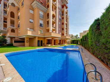 Wohnung mit Pool zum Verkauf in Playa de los Locos