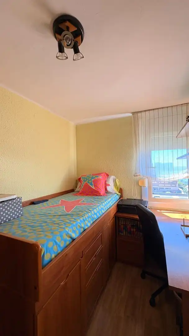 Schlafzimmer von Wohnung zum Verkauf in L'Hospitalet de Llobregat mit Parkett