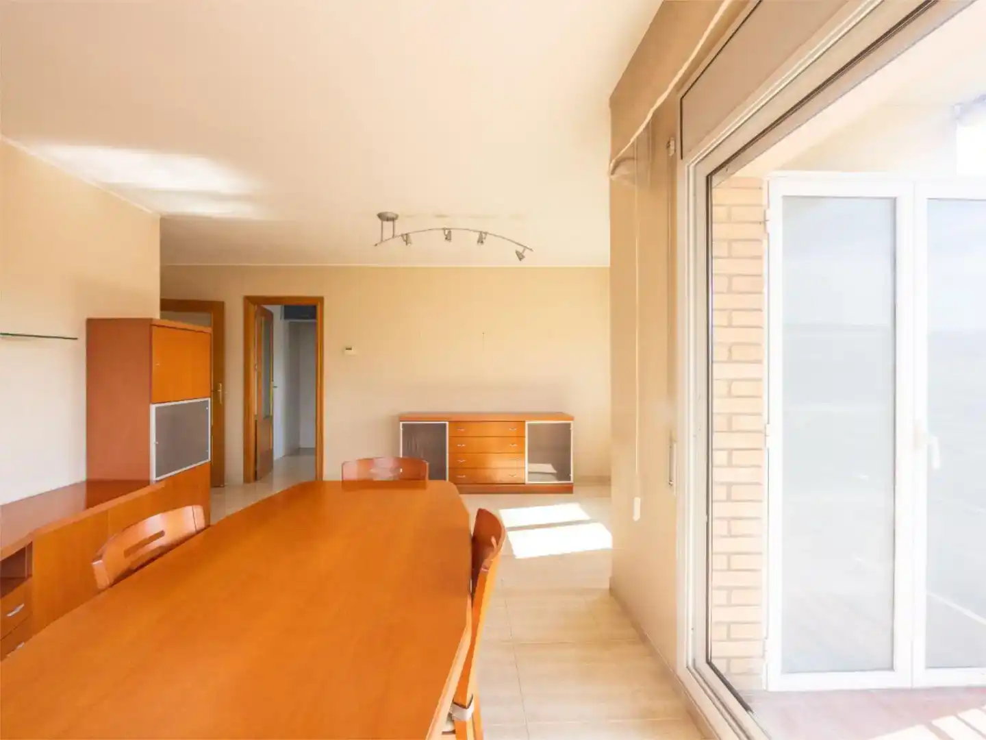 Comedor de Piso en venta en Terrassa con Aire acondicionado y Balcón