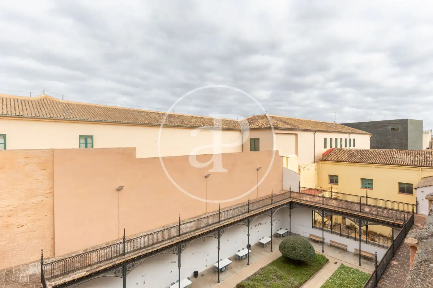 Vista exterior de Ático en venta en Valencia con Aire acondicionado, Calefacción y Terraza