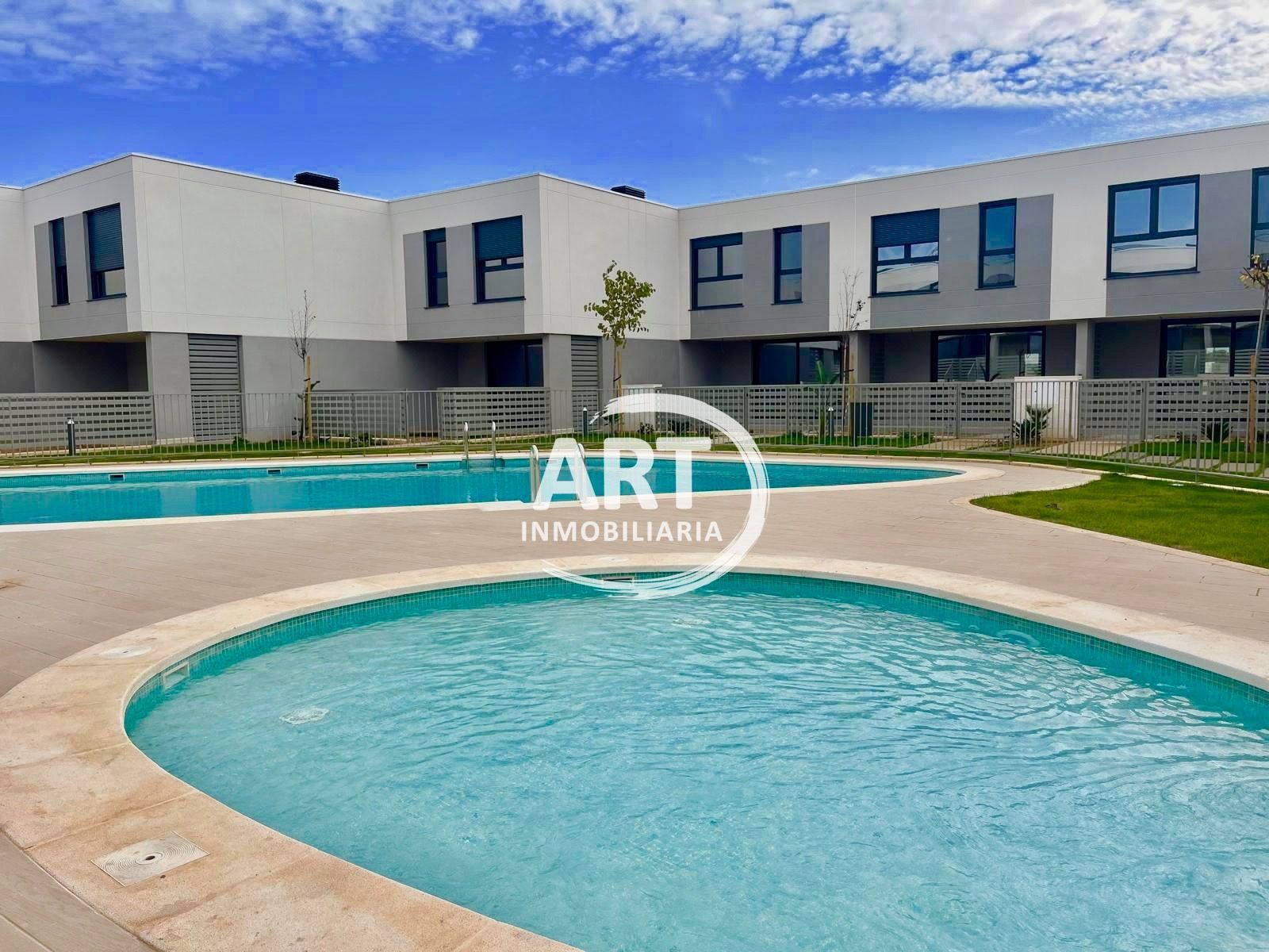 Swimming pool of Single-family semi-detached to rent in San Antonio de Benagéber  with Air Conditioner, Terrace and Community pool