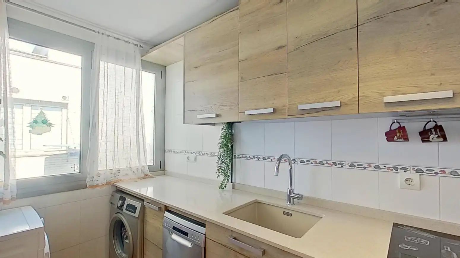 Kitchen of Attic for sale in Santander  with Heating, Parquet flooring and Terrace