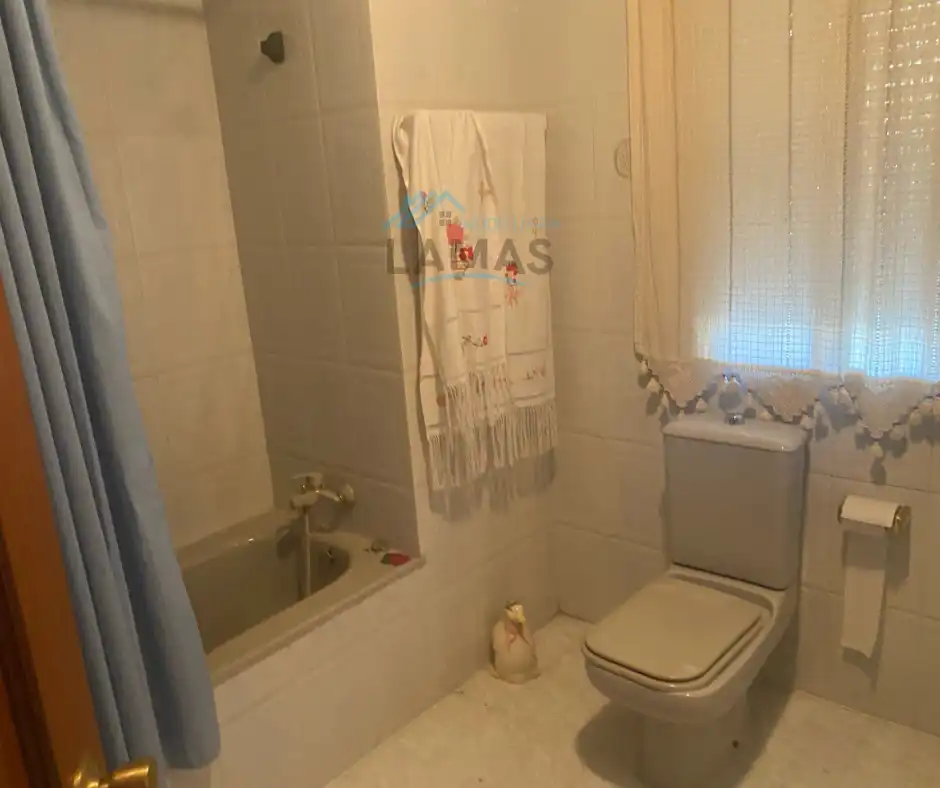 Baño de Casa o chalet en venta en Talayuela con Calefacción y Terraza