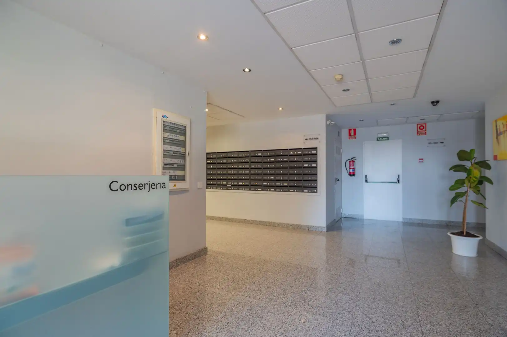 Oficina en venta en Alcorcón con Aire acondicionado, Calefacción y Trastero